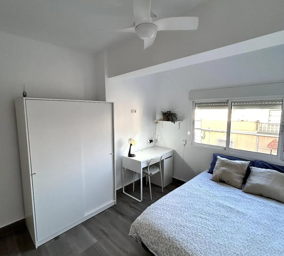 Apartment A Pasos Del Mar, 4 Habitaciones, Ac Y Reformado Almeria